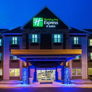 Holiday Inn Express & Suites Wyomissing, An Ihg Hotel